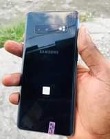 A picture of samsung s10 plain