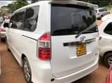 A picture of Toyota Noah 2008