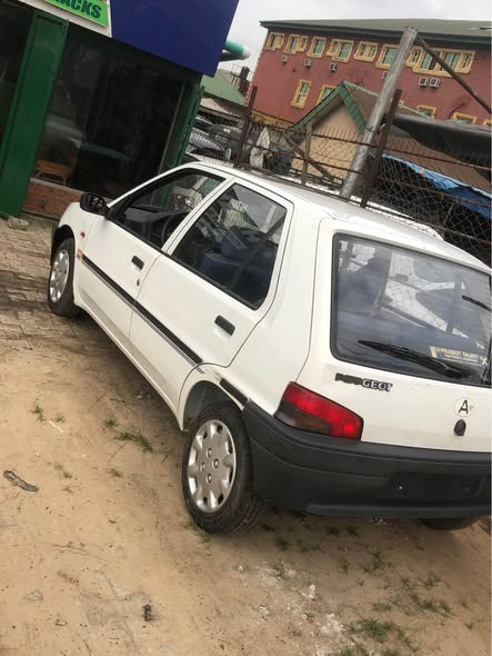 A picture of Manual Peugeot 106 4sale