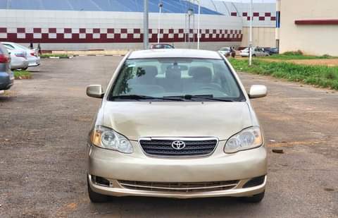 A picture of Toyota Corolla 2005