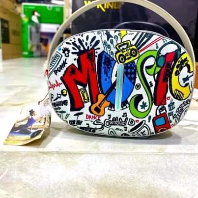 A picture of NAUZA T8 SPEAKER MPYAA TZS 85 000 NIPIGIE 0778190178
