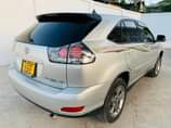 A picture of TOYOTA HARRIER