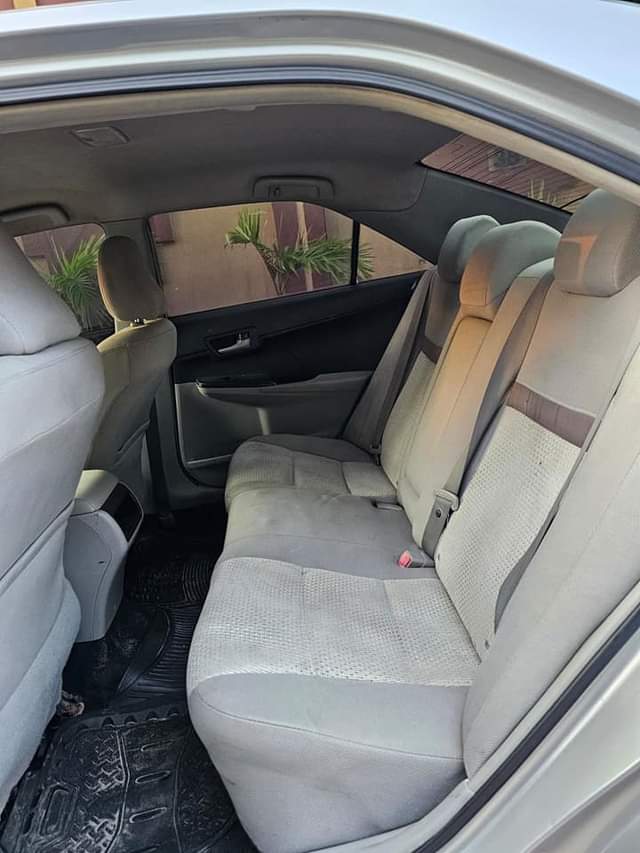 A picture of Camry LE 2013