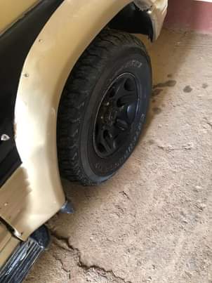 used mitsubishi pajero
