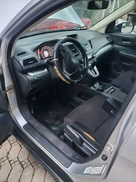 A picture of SHARP DEAL Neatly used 2014 CRV Complete system intact