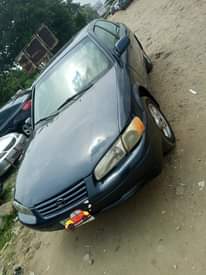 A picture of 2000 Toyota Camry light
