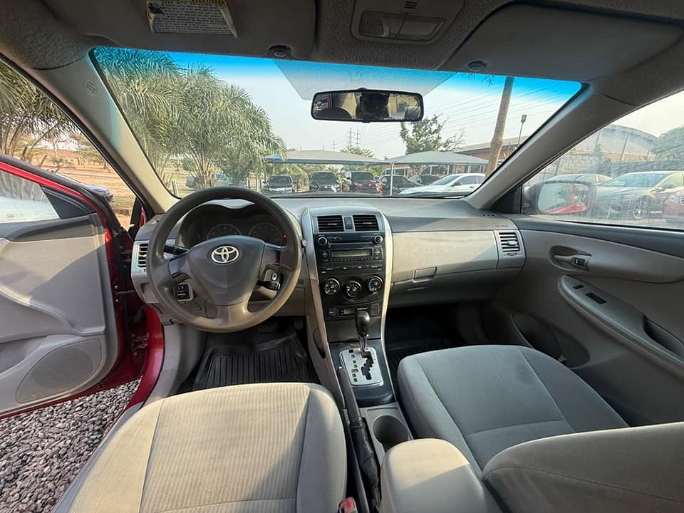 A picture of 2009 Toyota Corolla LE