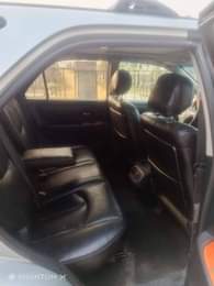 A picture of Belgium grade Lexus Rx 300 2002 model silent engine with