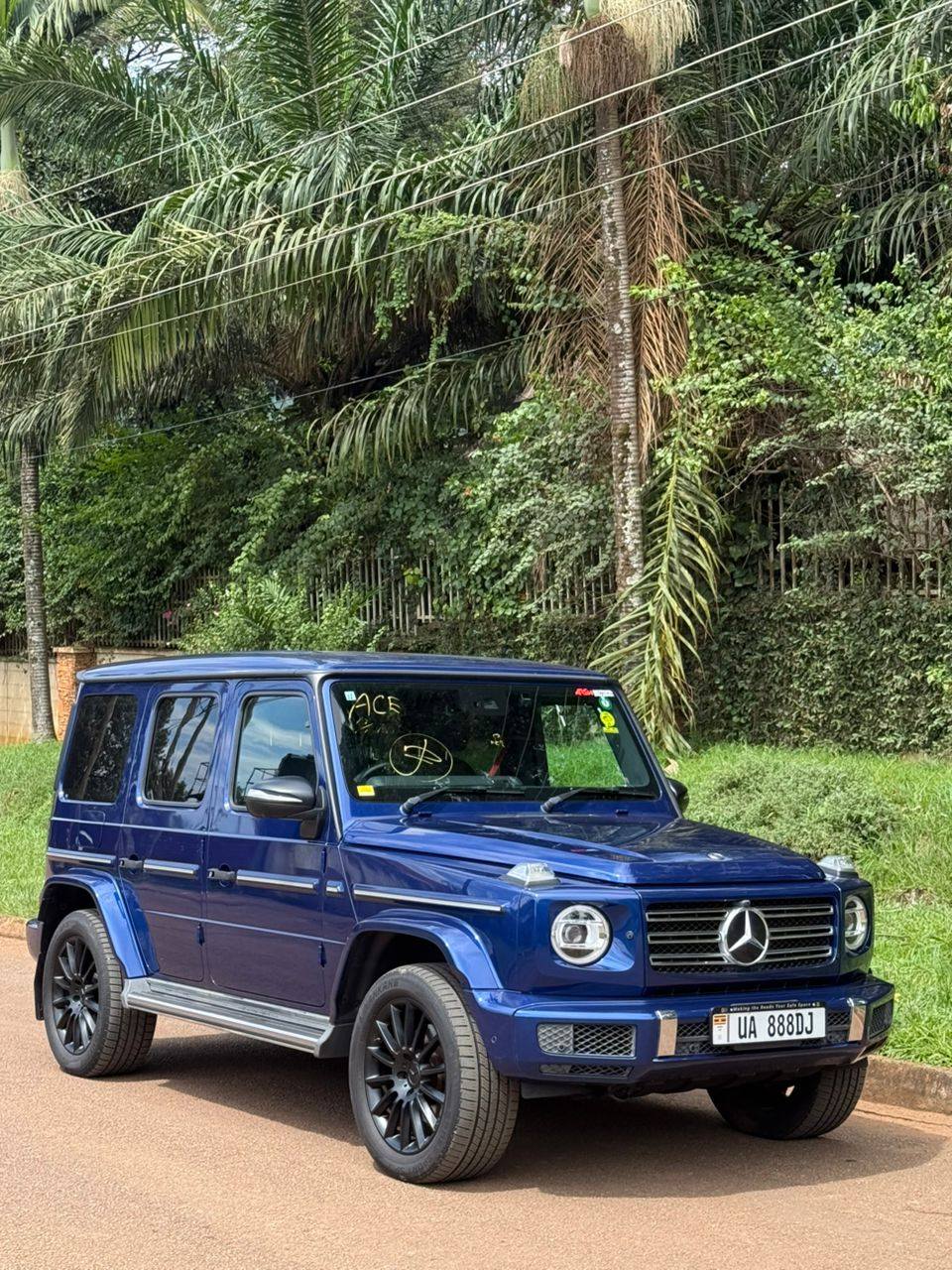 A picture of Mercedes Benz