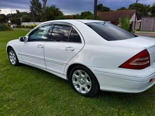classifieds/cars mercedes