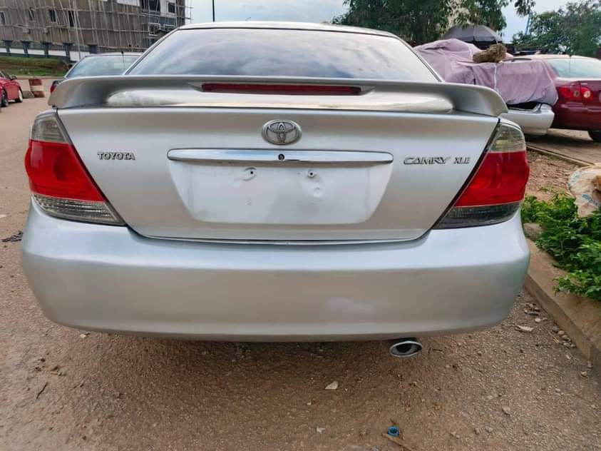 A picture of 2005 TOYOTA CAMRY 2005 xle