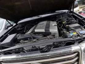 A picture of Toyota land cruiser 2003 nodel