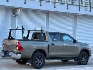 A picture of TOYOTA HILUX PICK UP 2021