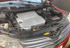 A picture of 2010 y Toyota Venza