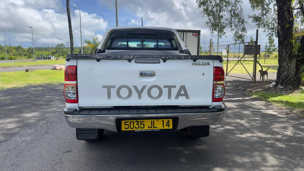 toyota hilux