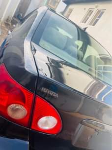 A picture of AC chillingvery silent engine and smooth gear 2005 Corolla going