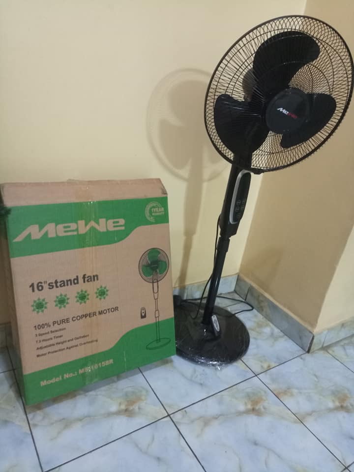 A picture of Box pack stand fan remote control 110k 0700711388
