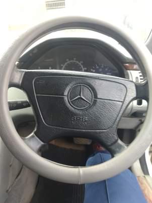 classifieds/cars mercedes