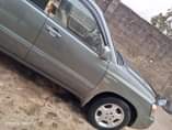 A picture of Toyota Highlander 06