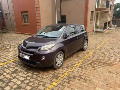 A picture of Toyota IST 2010