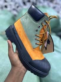 A picture of Authentic Timberland Boots at 200K