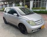 A picture of PRICEBEIM7 haina shd yyte ile TOYOTA IST NUMBER CHC Yaer