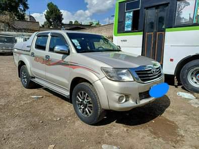 used toyota hilux