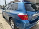 A picture of Clean registered 2008 highlander oven baked from toks money needed