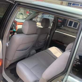 A picture of Price Splash Toyota Highland used 3 Seater 2005 2006 Registered