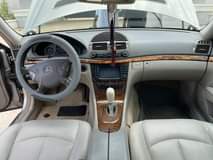 A picture of SUPER CLEAN MERCEDES BENZ E320 FOR SALE WITH ORIGINAL PAPERS