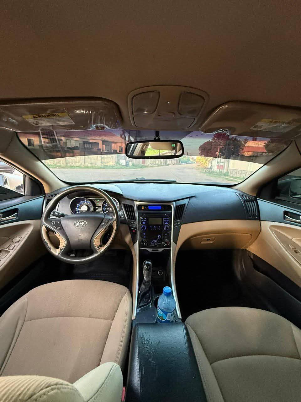A picture of 2011 Hyundai sonata