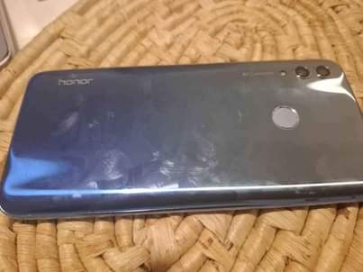 A picture of Honor 10 lite 2pcs remaining