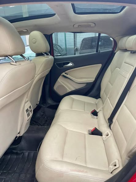 A picture of GLA250 Mercedes Benz