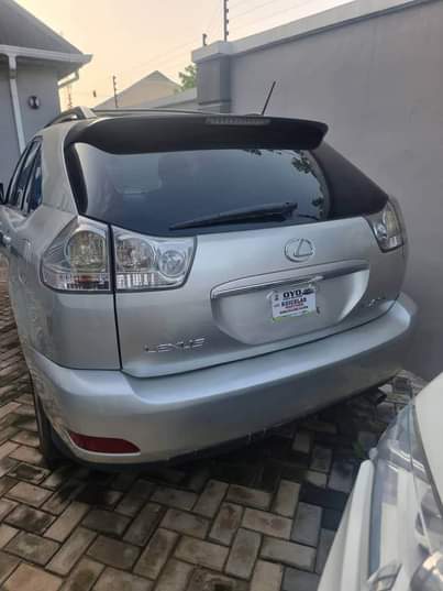 A picture of RX 350 TOKUNBO DEALERS DEAL