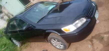 A picture of 2001 Toyota Camry Envelope Allom rim