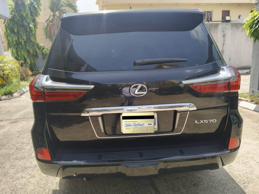A picture of 2018 registered Lexus Lx 570