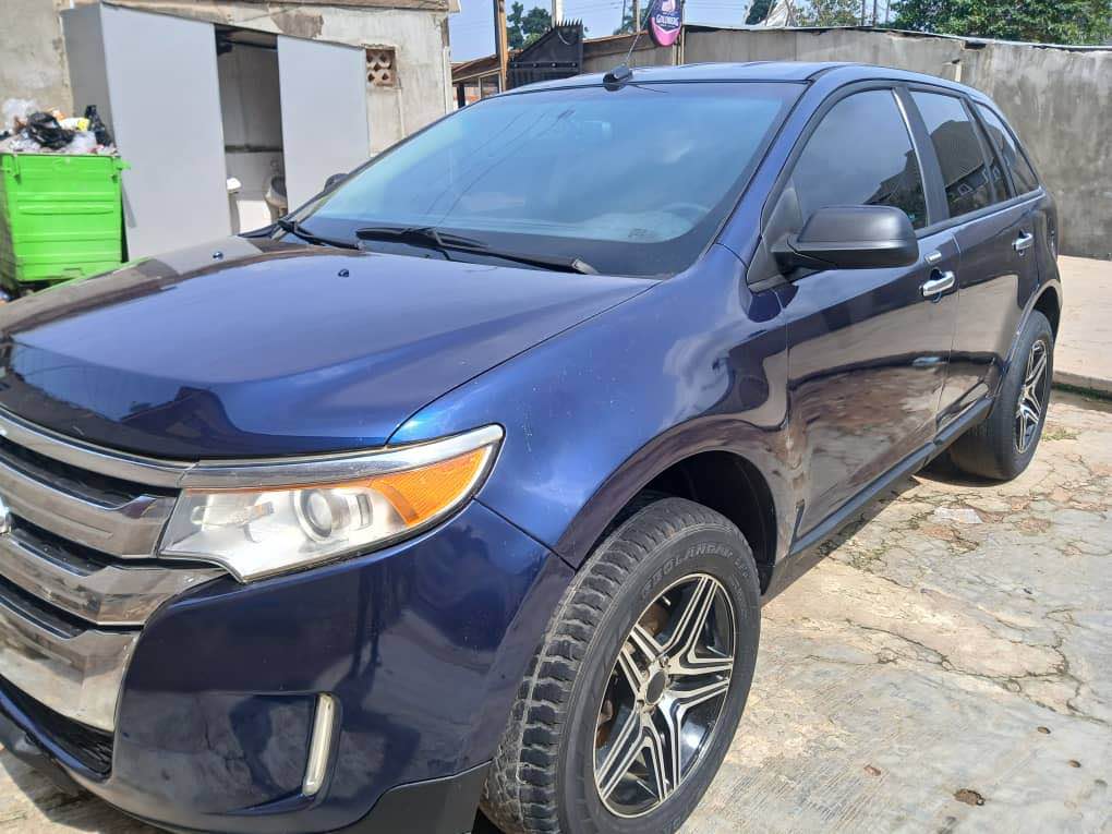 A picture of Register Ford Edge 2013