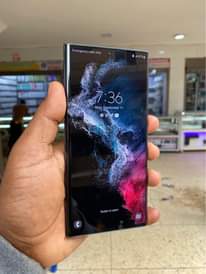 A picture of Samsung S22 ultra 5G