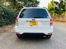 A picture of Subaru forester mwanzaM23 5 call WhatsApp 0686108116