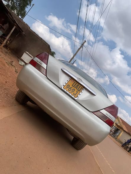 A picture of Toyota mark 2 grande beams 2 0
