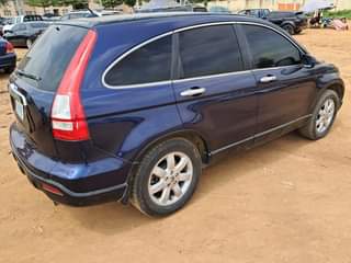 A picture of 2009 Honda CRV in an excellent condition 07057666678