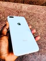 A picture of iPhone 8 Plus at 350k