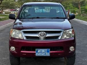 A picture of Inauzwaa Toyota Hilux Tsh 48M For sale Toyota Hilux U