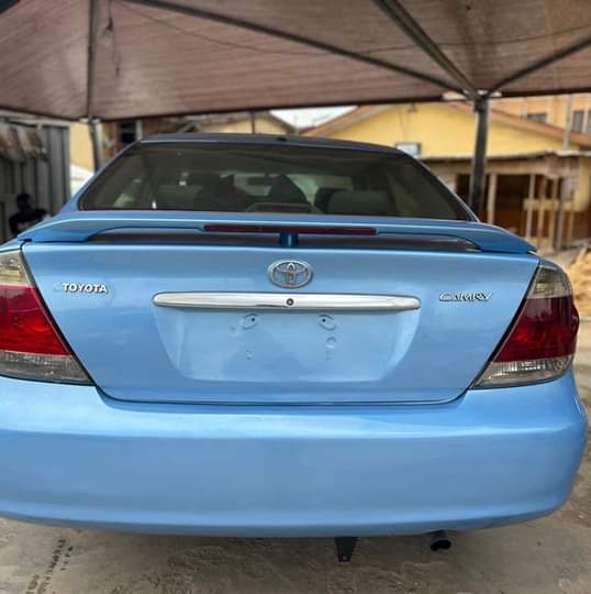 A picture of Toyota Camry 2006 model big daddy absolutely buy and drive