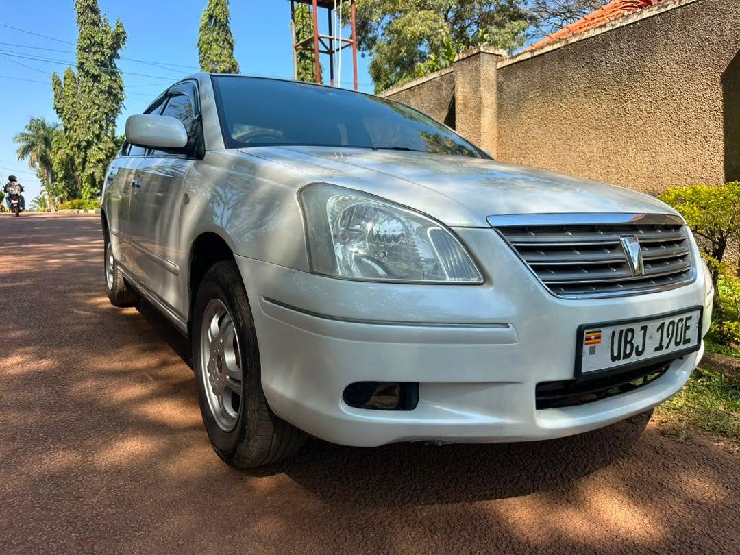 A picture of 2006 Toyota premio 2006