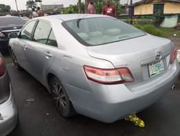 A picture of Distress Sales 2008 Toyota Camry everything is Sharp with chilling