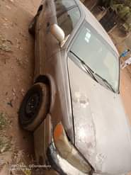 A picture of Car for sell drop light Price 700k with Settlements Location