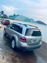A picture of Mercedes Benz GL450 07 registered