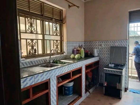 A picture of Quick sale in Gayaza Manyangwa Asking price 200Million Ugx 3bedrooms