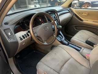 A picture of Toyota Highlander 2006 Clean Used